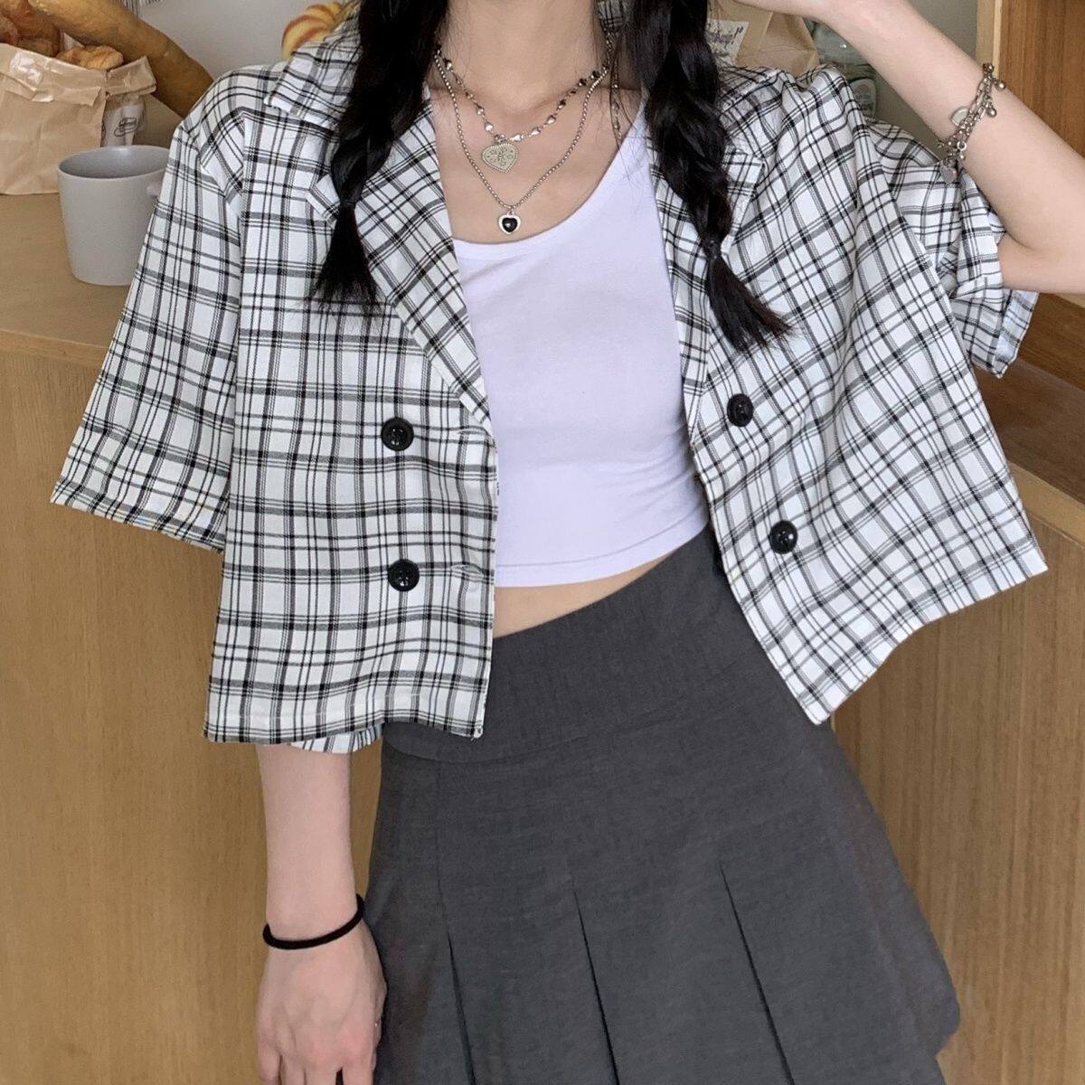 夏季2022新款设计感小众气质短款上衣流行小西服短款小香风外套潮