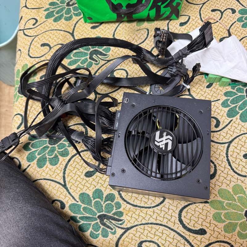 海韵Seasonic FOCUS GX-1000 ATX3电图片
