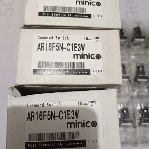 富士 Fe 长方型 自锁 按钮开关 AR16F AR16F
