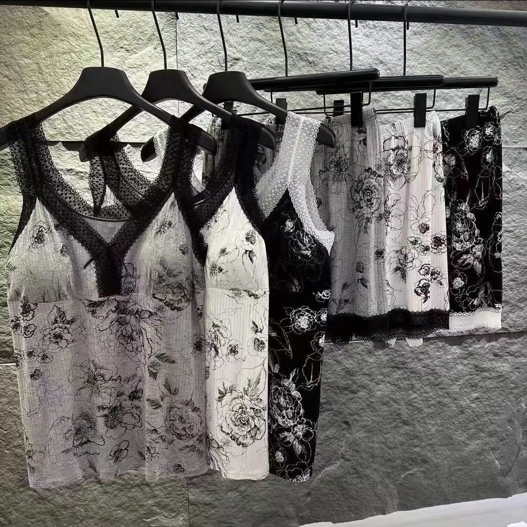新款吊带睡衣短裤家居服套装女款睡衣/家居服套装