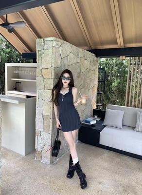 九月家【松弛出街】透感防晒慵懒衬衫/藏蓝色小心机针织吊带裙潮