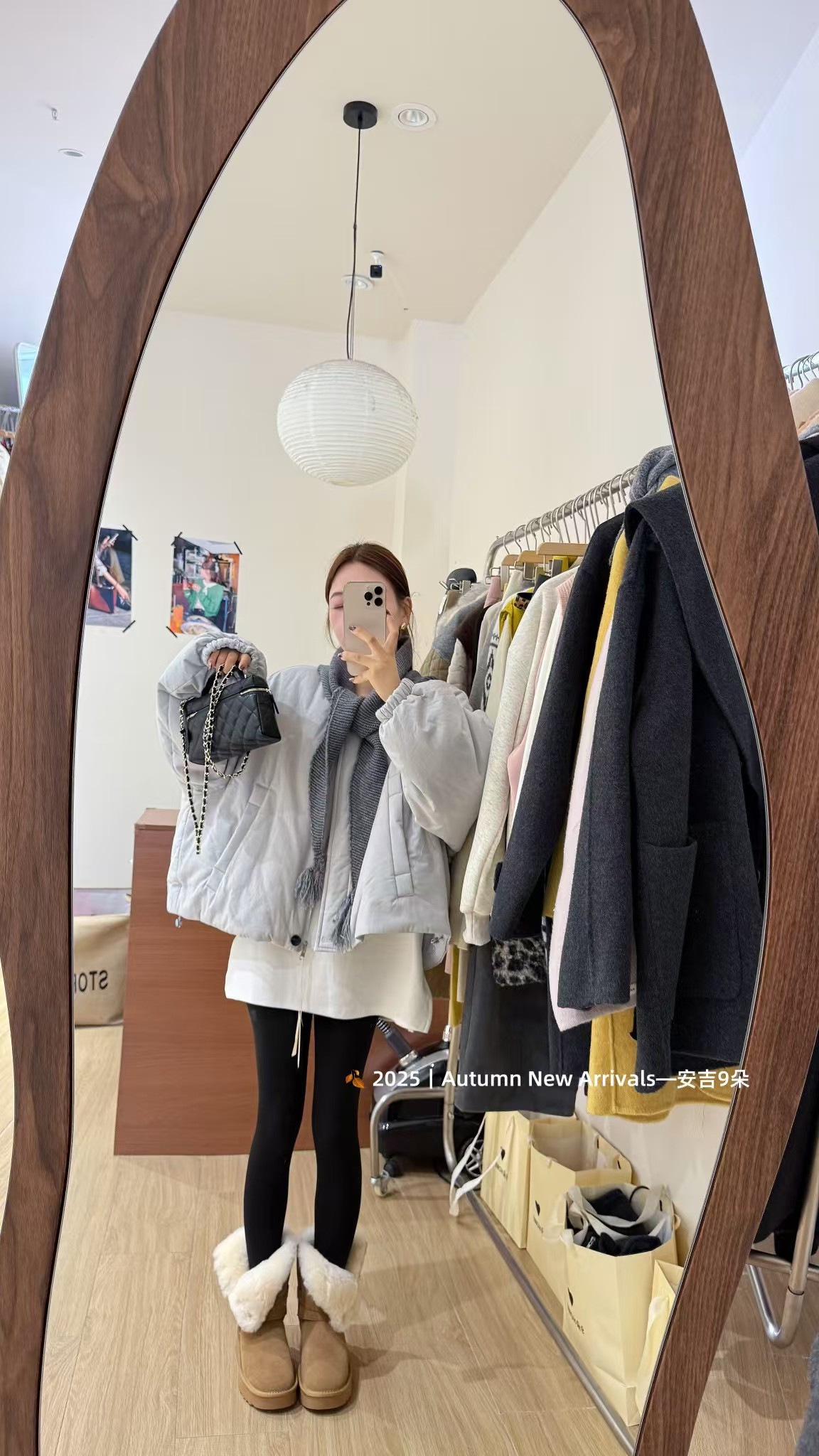 韩国东大门2025冬季新款圆领轻软羊毛加浣熊保暖棉服外套配围巾潮