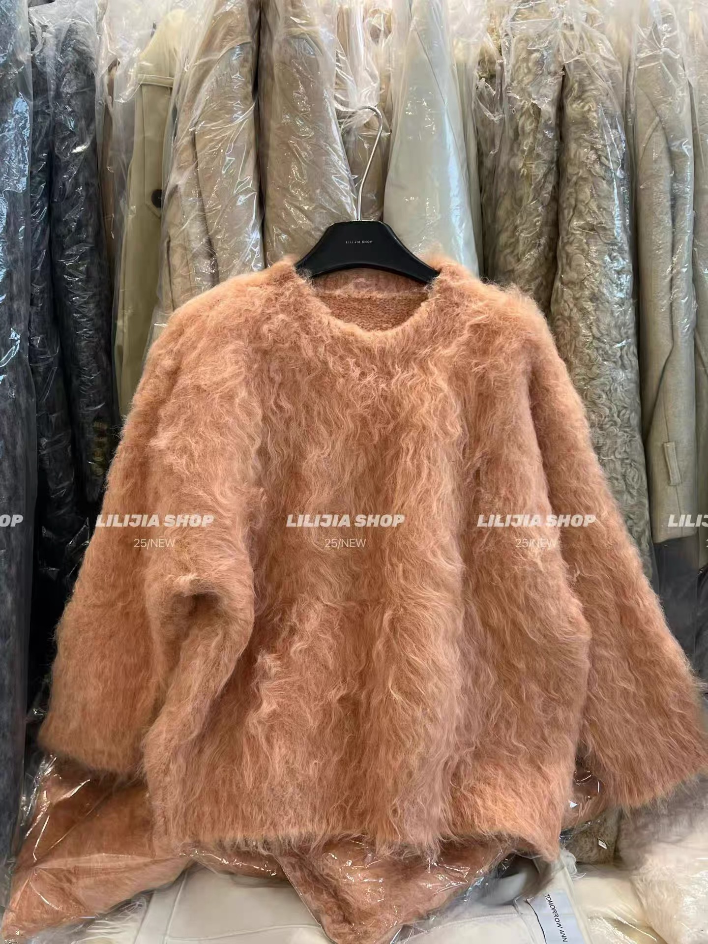 韩国东大门2025冬季新款韩版宽松休闲圆领套头毛衣女慵懒风针织衫