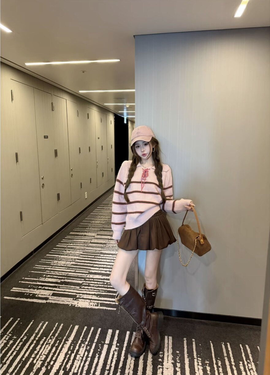九月家【云边甜梦】粉咖拼条翻领针织毛衣咖红调调西装料灯笼裙裤