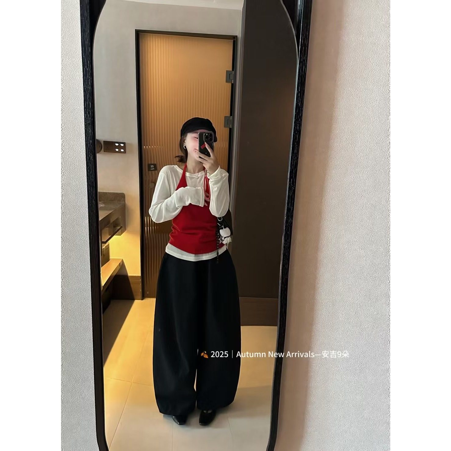 2026春款新款韩版修身显瘦圆领套头长袖内搭T恤+外穿挂脖针织背心