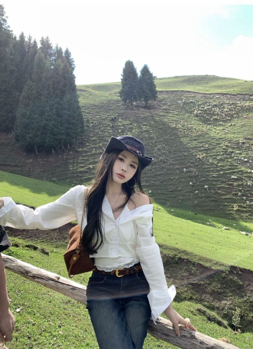 September【梦中伊甸】蕾丝边吊带白色衬衫两件套女百搭时尚上衣