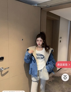 韩版 新款 宽松短外套 羔羔毛翻领牛仔外套女2025冬季 泡菜订制机车款