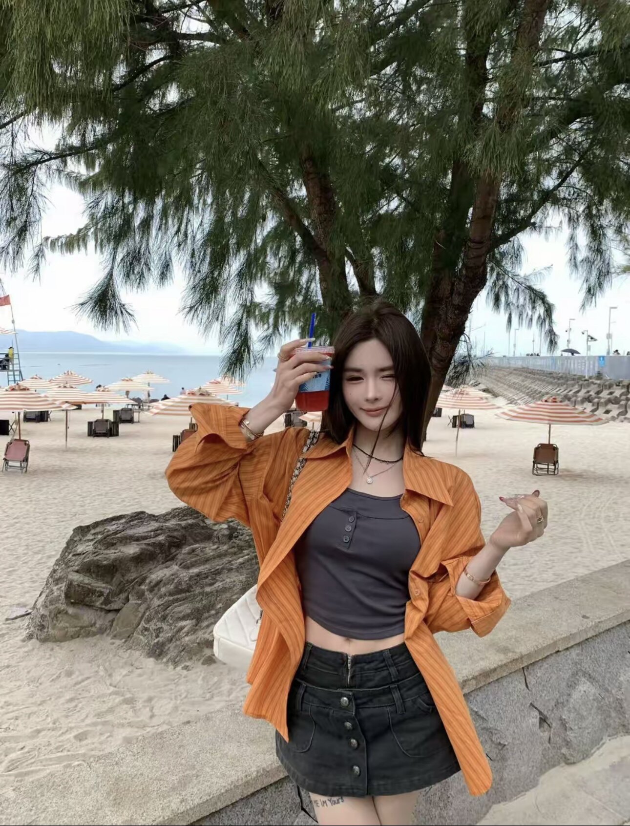 九月家【海岛假日】条纹防晒衬衫/纽扣假两件吊带/双腰头牛仔裙裤