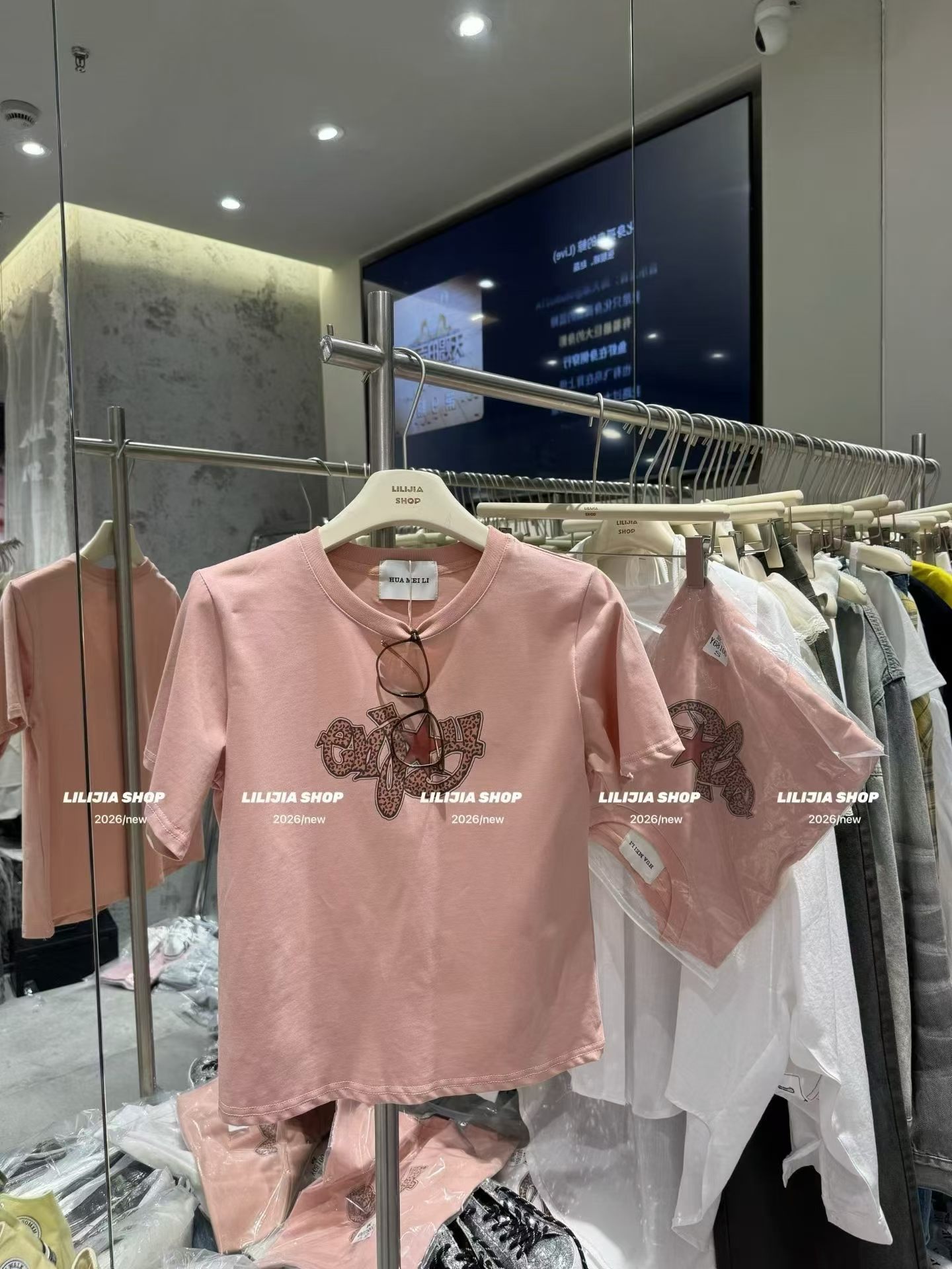 正品实拍2026夏季新款韩版时尚百搭宽松显瘦圆领豹纹印花短袖T恤