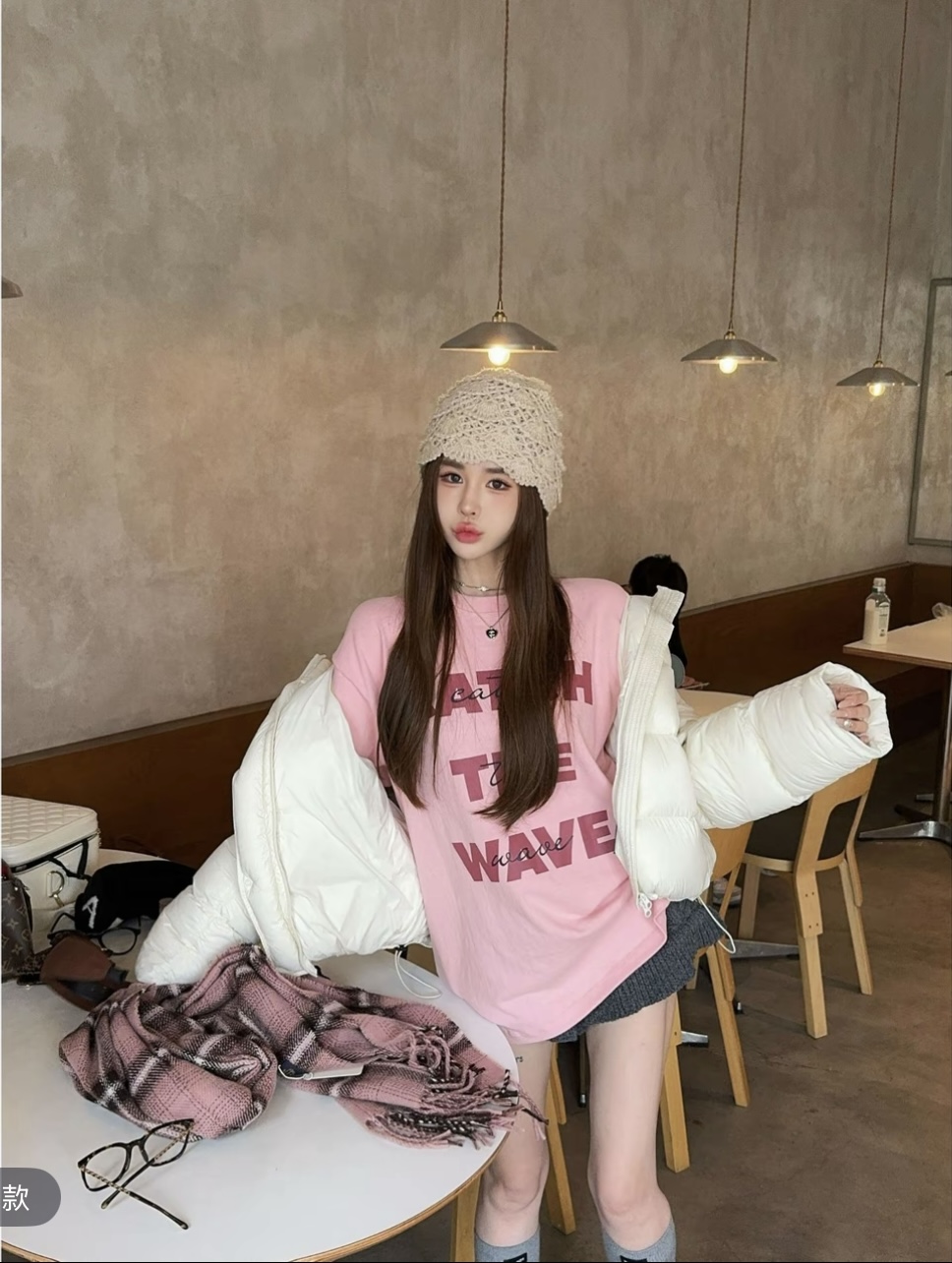 90白鸭绒连帽羽绒服女2025冬季新款韩版百搭宽松轻羽绒服短外套潮