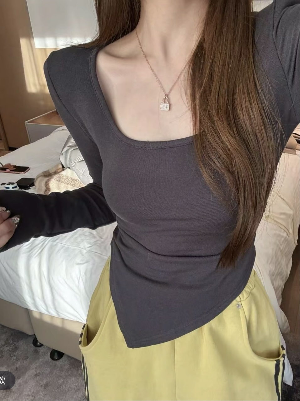 韩国东大门2025冬季新款韩版修身显瘦方领长袖T恤打底衫上衣女潮
