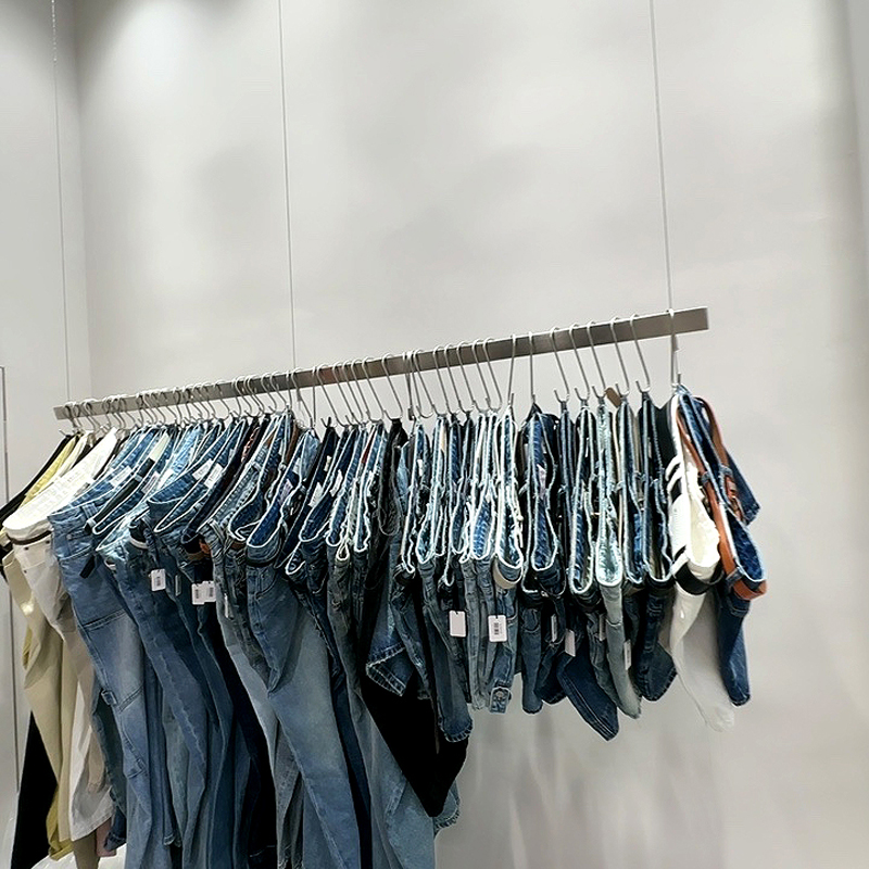 服装店吊架不锈钢拉丝银色方管挂衣杆女装橱窗陈列货架悬挂展示架