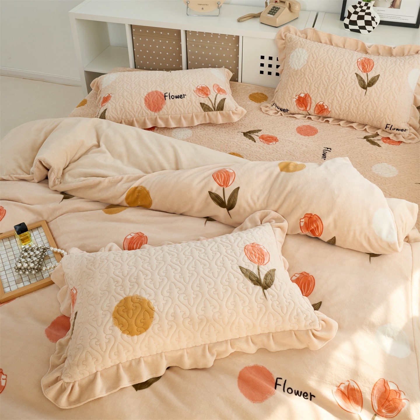 榻榻米a类牛奶绒加厚床盖四件套