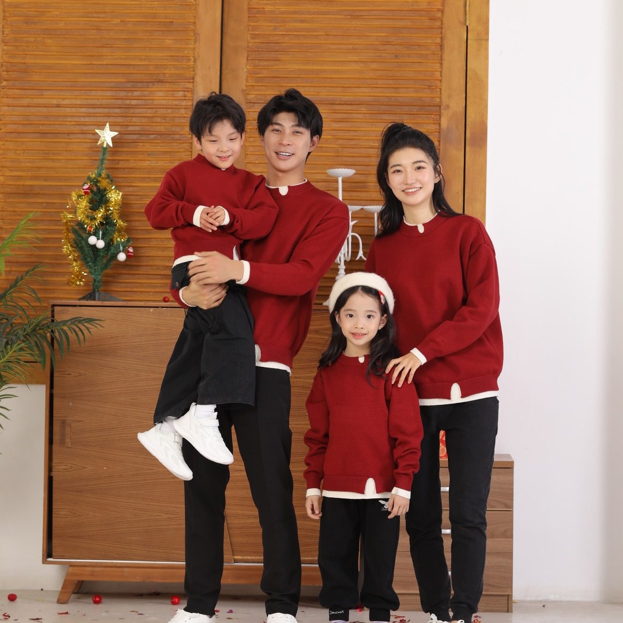 不一样的2025新年亲子装秋冬季过年红色毛衣一家三四口高级拜年服,童装/婴儿装/亲子装,亲子装/亲子时装,淘宝优惠券,粉丝福利购,淘宝优惠卷