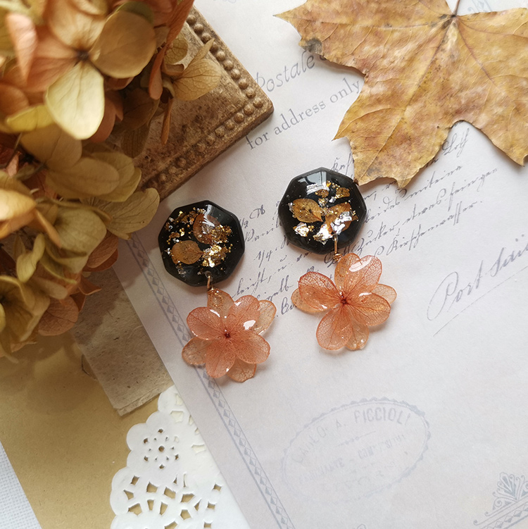 LILAC日系小众设计高级感复古风真花耳环绣球春秋轻奢耳钉夹环女