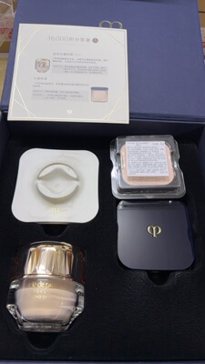28年国内专柜肌肤之钥cpb晶致润耀粉霜O10 28ml+光颜粉蜜 5g