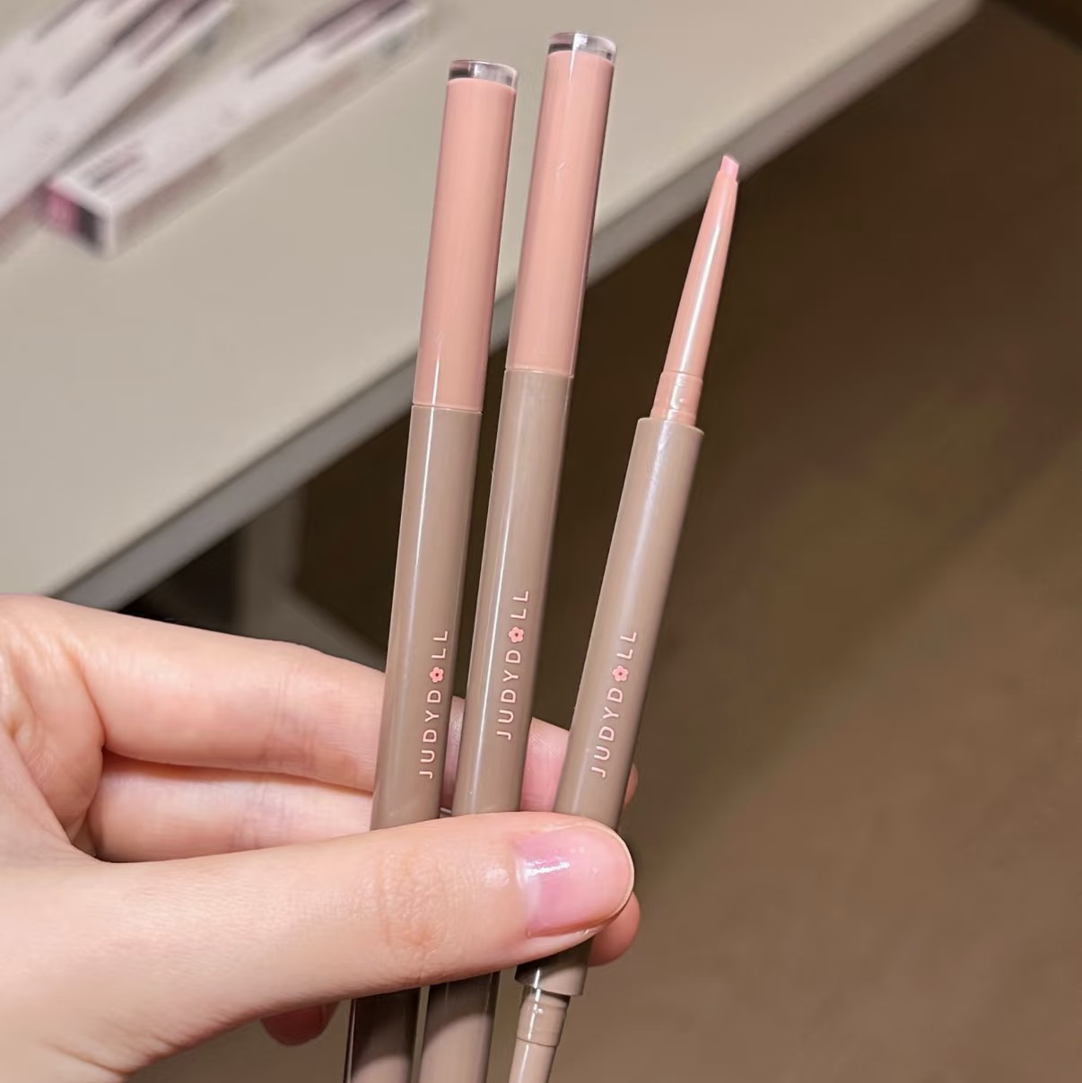 Judydoll橘朵双色眼线胶笔图片