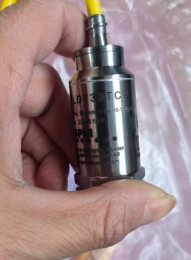 SPM  SLD733TCP-M8振动传感器