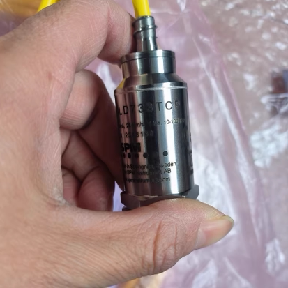SPM  SLD733TCP-M8振动传感器