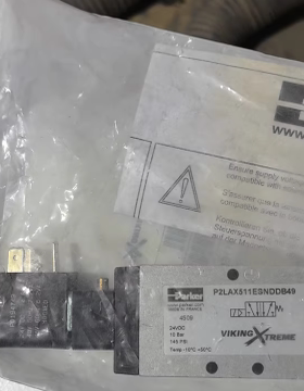 法国 派克Parker电磁阀 P2LAX511ESNDDB49