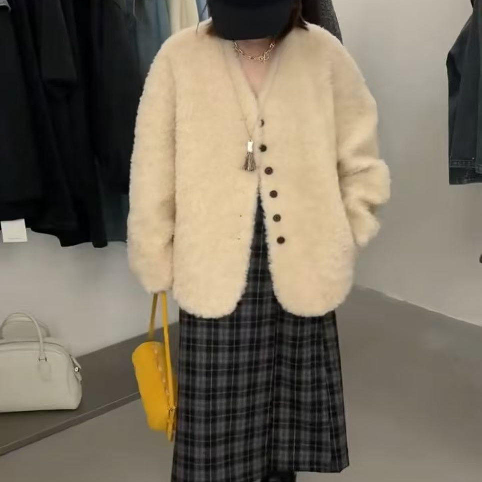 多扣设计100绵羊毛韩系慵懒皮毛一体皮草外套女中长款2025冬新款