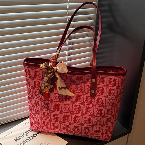 新中式刺绣红色喜字大容量托特包