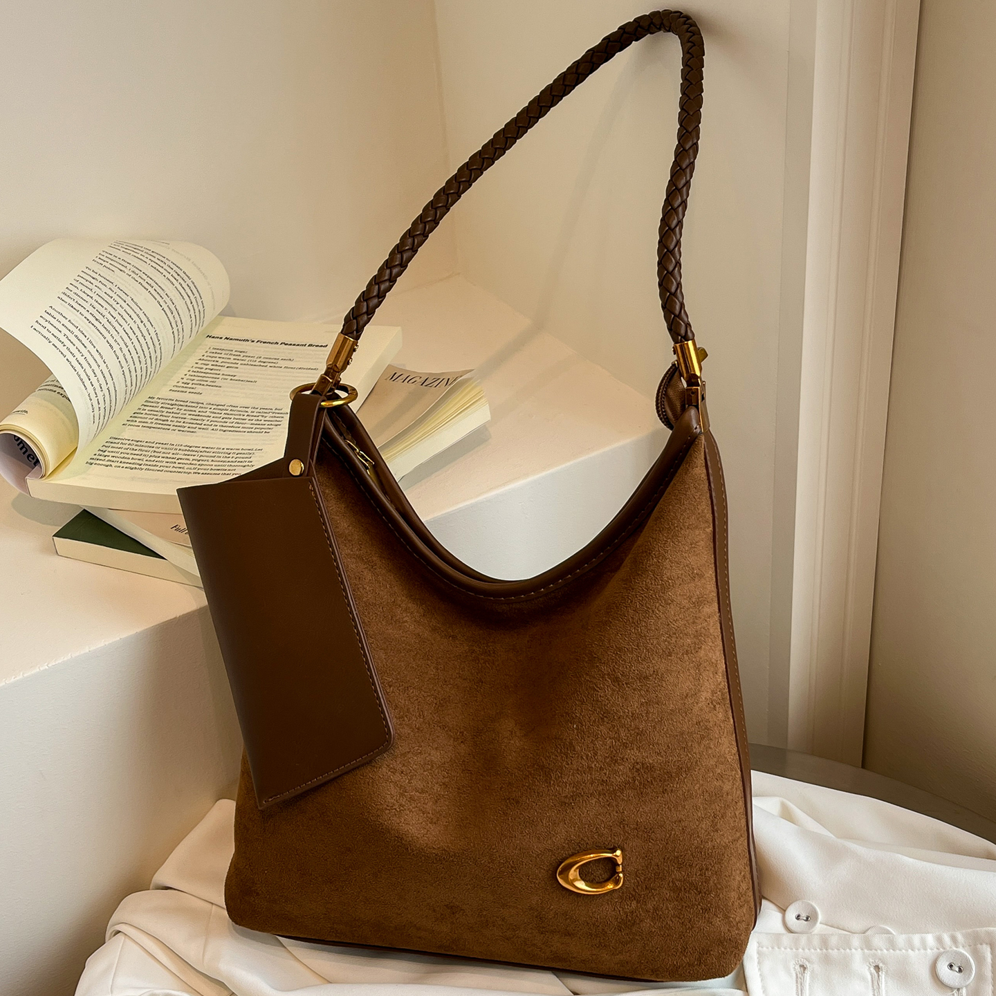 美拉德豹纹磨砂皮绒单肩水桶包