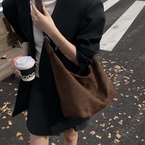 美拉德复古麂皮绒休闲单肩托特包