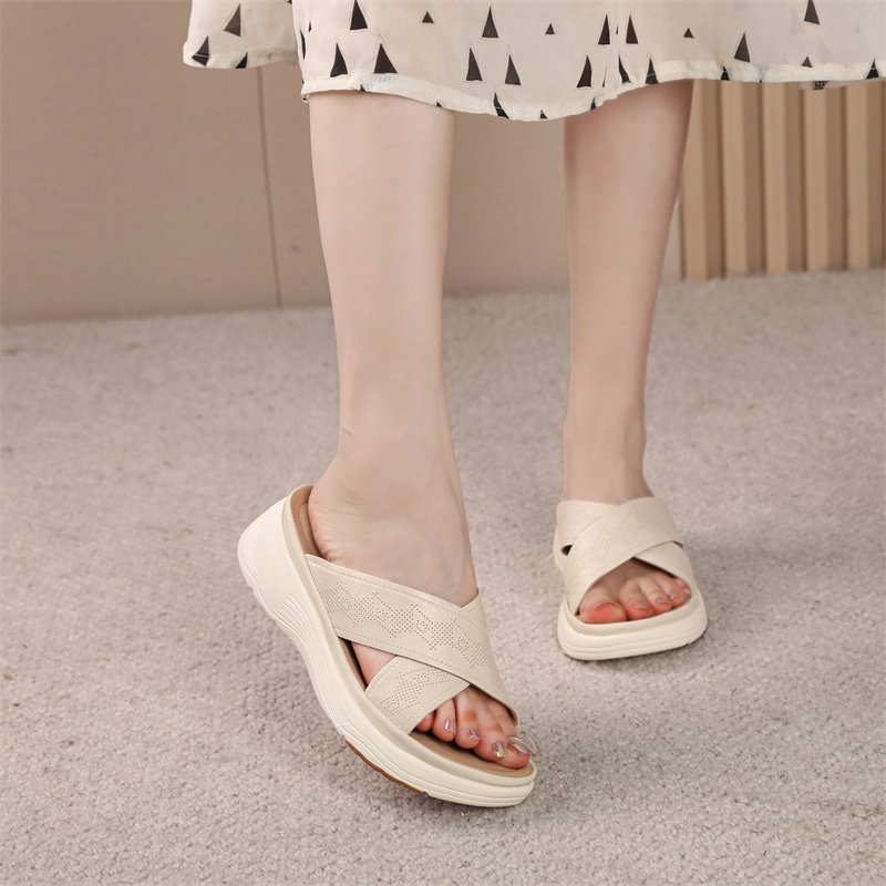 宽楦正品真皮德国女鞋2025夏季新款松糕底厚底圆头休闲拖鞋42.756,女鞋,一字拖,淘宝优惠券,粉丝福利购,淘宝优惠卷