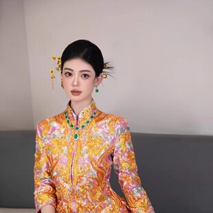 新娘结婚配饰新娘秀禾龙凤褂金色单只金钗步摇凤钗苹果绿项链套装
