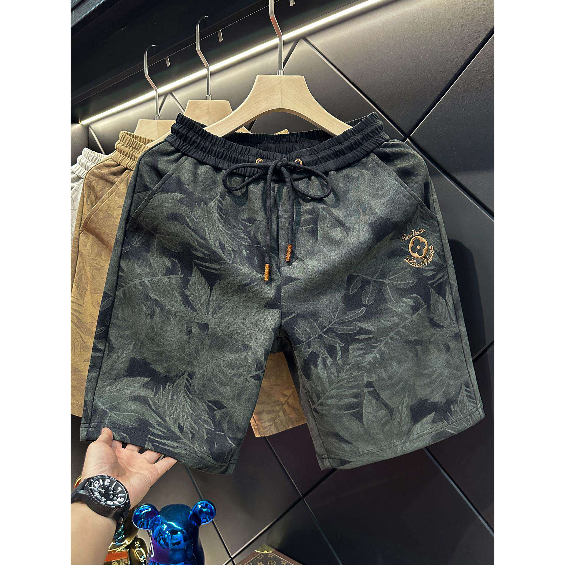 时尚男士高端印花休闲短裤2026新款夏季百搭潮流外穿沙滩五分裤子