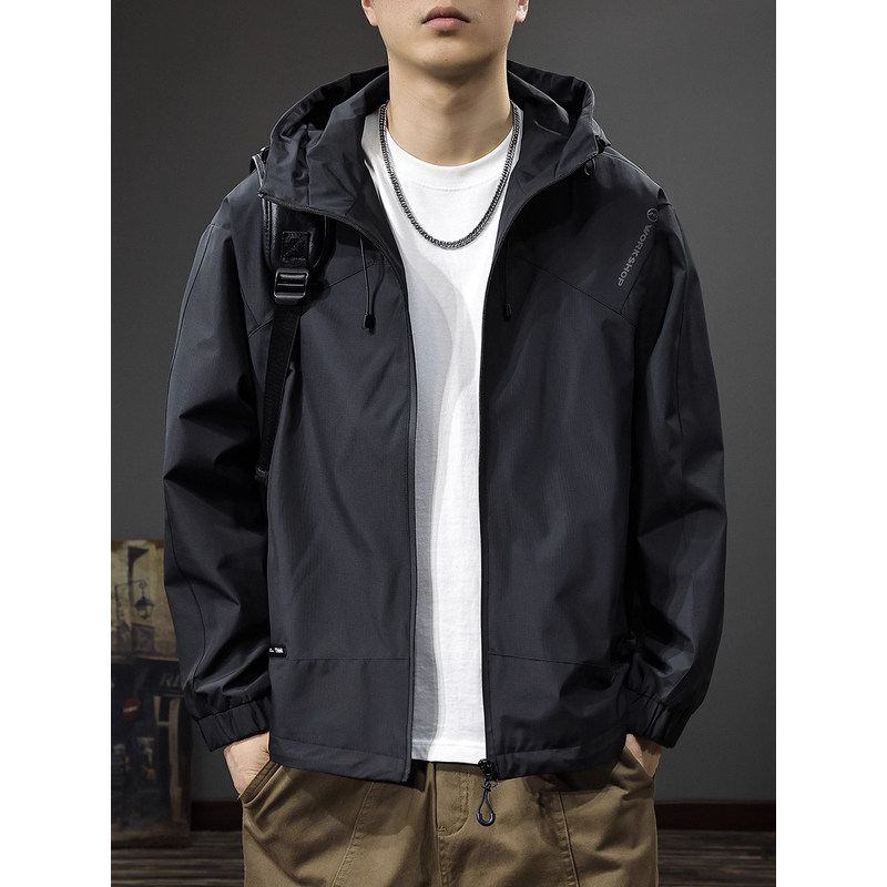 法国高端品牌户外三防连帽夹克男士秋季款宽松防水登山服休闲外套