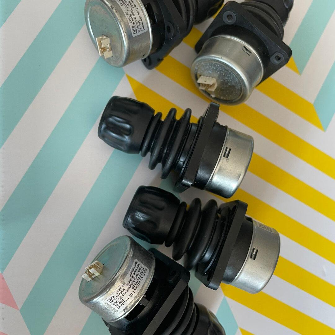 议价JC2000-0049 ABB示教器摇杆 工控配件 成色好 功能正常维修