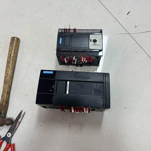 议价H3U-2416MT-XA H2U-2416MT-XP PLC 工控可编程控制器维修