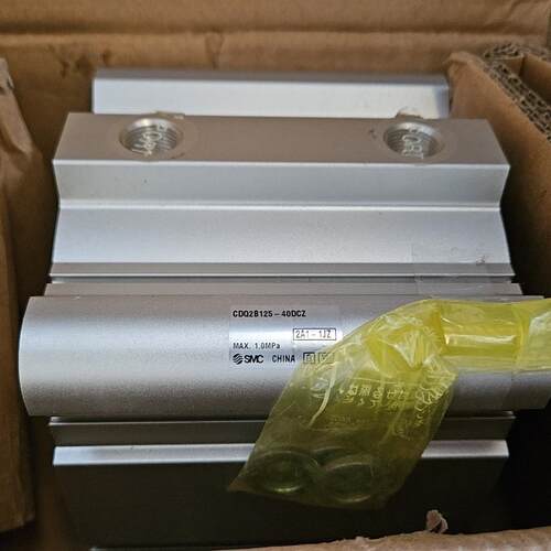 议价CDQ2B125-40DCZ 气动气缸 工业自动化控制气动元件配件维修