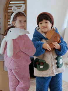 小黑托昵儿童家居服女童男童珊瑚绒加绒加厚三层夹棉睡衣小黑托尼