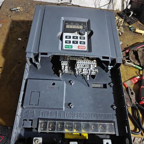 价变频器GD200-022G/030P-4GD200-018G/022P-4GD200-030G/037P-4