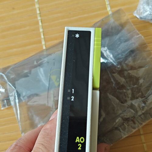 块AO2/2500MF/-E/0/F/0AO1/2500MF/-E/0/F/0AO3/2500MF/-E/0/F/0