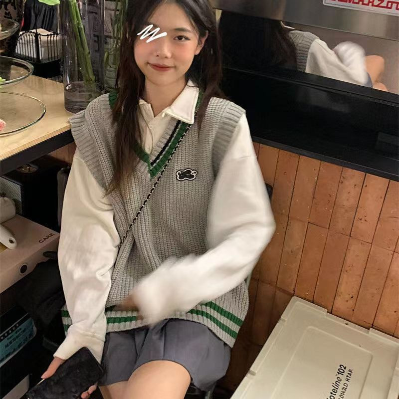 TEA DEPARTMENT WEARS A COMPLETE SET OF VEST SHIRTS TWO-PIECE SETS WOMENS AUTUMN AND WINTER SWEATERS VESTS AND SMALL PREPPY SUITS