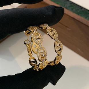 镶钻猪鼻子耳圈2024新款 小香风耳环轻奢高级感耳扣女气质耳饰 爆款