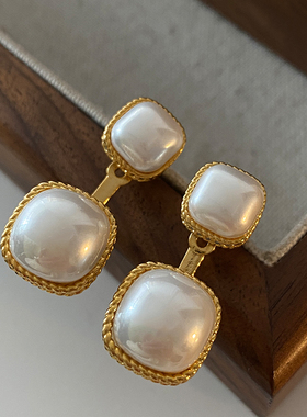 镶边方形珍珠耳环2026新款爆款高级感耳钉女小众后挂设计独特耳饰