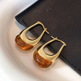 复古风耳饰 高级感耳扣轻奢法式 美拉德琥珀色U型耳环2025新款 爆款