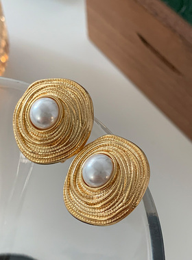 法式风珍珠耳钉2025新款爆款中古耳环圆形设计高级感气质欧美耳饰