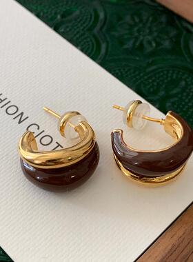双圈咖色珐琅耳环2026新款爆款高级感耳钉轻奢美拉德复古秋冬耳饰