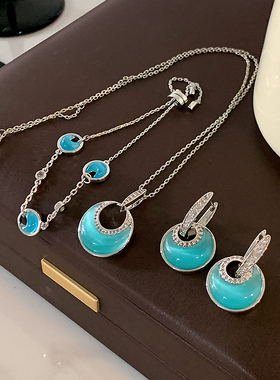 海洋蓝色月牙猫眼石项链女款2025新款锁骨链轻奢高级感设计毛衣链