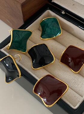 菱形珐琅耳环2026新款爆款曲面耳钉轻奢高级感气质大气复古风耳饰