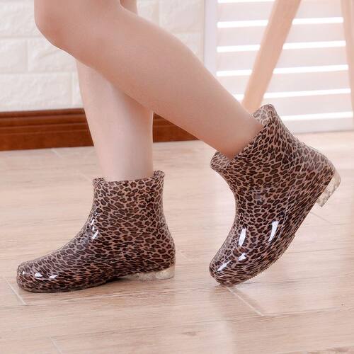 雨靴加厚女士加绒水鞋水靴女成人固定绒厨房胶鞋防水防滑短筒雨鞋