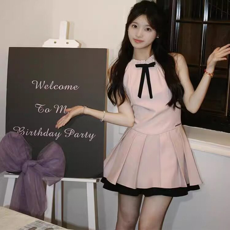 夏季流行法式粉色挂脖无袖连衣裙小个子女装春季2025新款公主