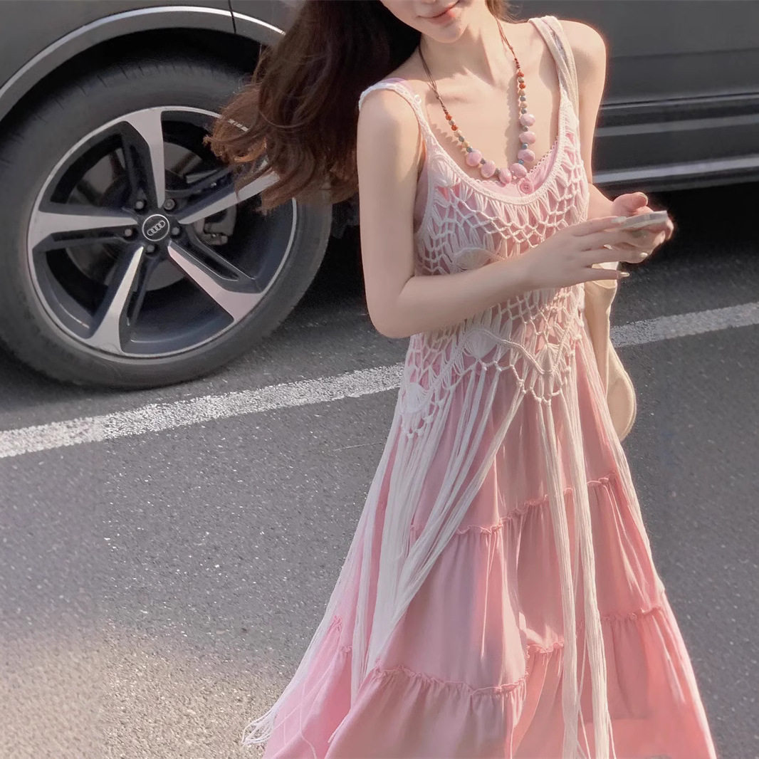 两件套装女高级粉色温柔吊带连衣裙女夏季新款度假风海边流苏