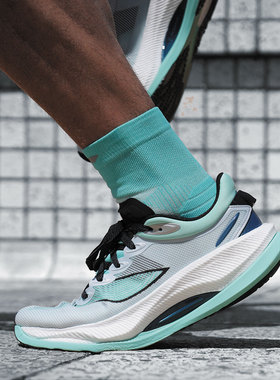 中国李宁越影4pro男子2024轻便透气缓震耐磨运动跑步鞋ARHU011